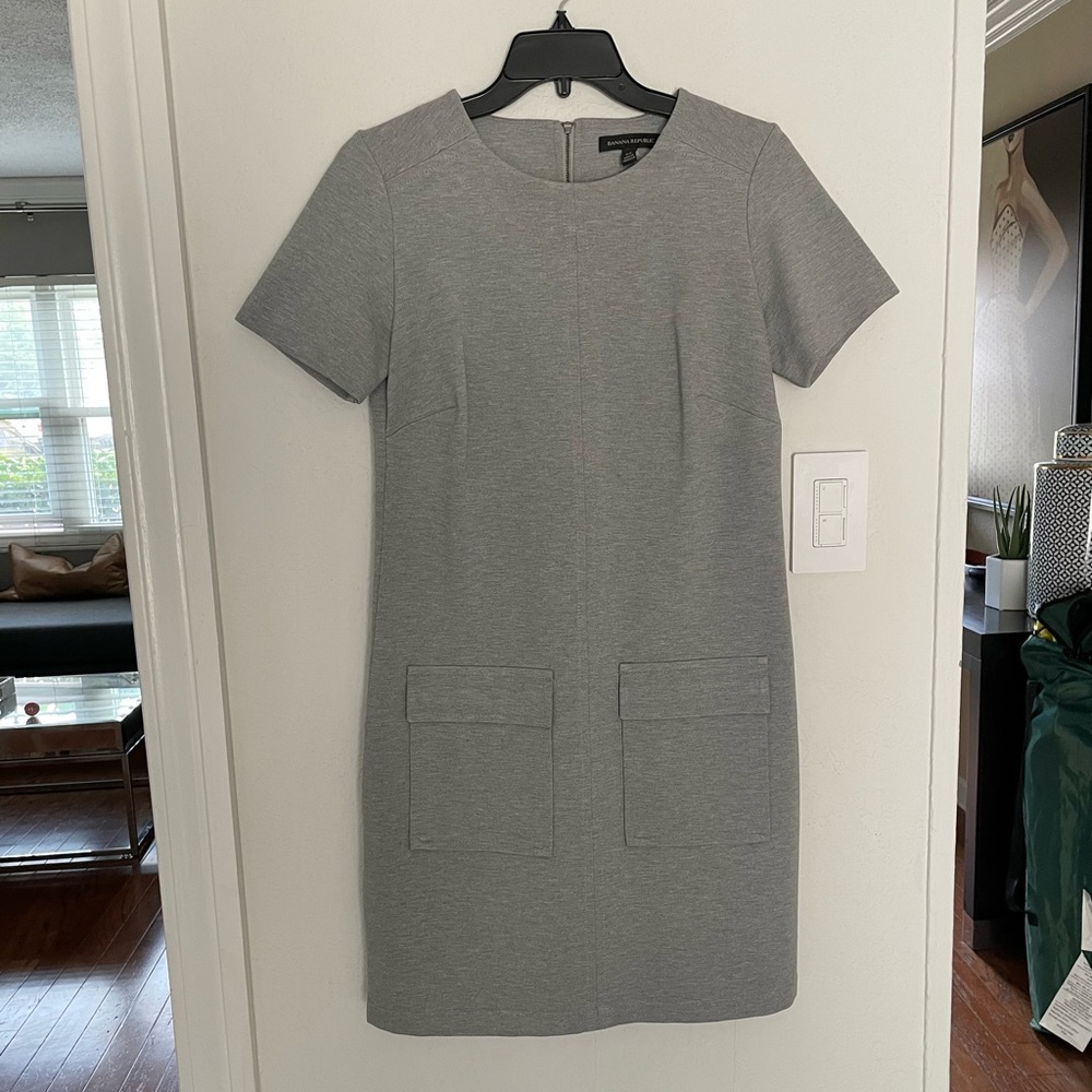 Banana Republic Gray Crew Neck Dress W/ Pockets, XS